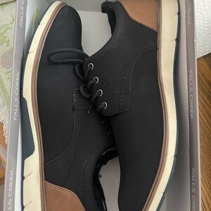 Falls Creek Men's Black and Tan Oxfords